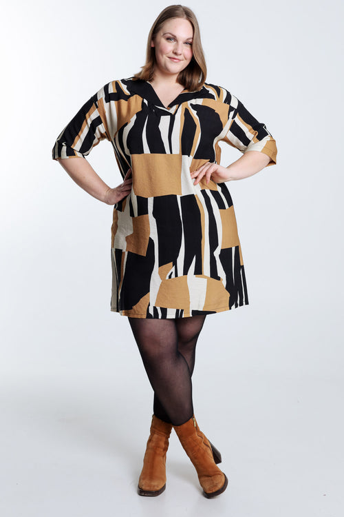 Robe en viscose imprimé graphique-Paprika-7