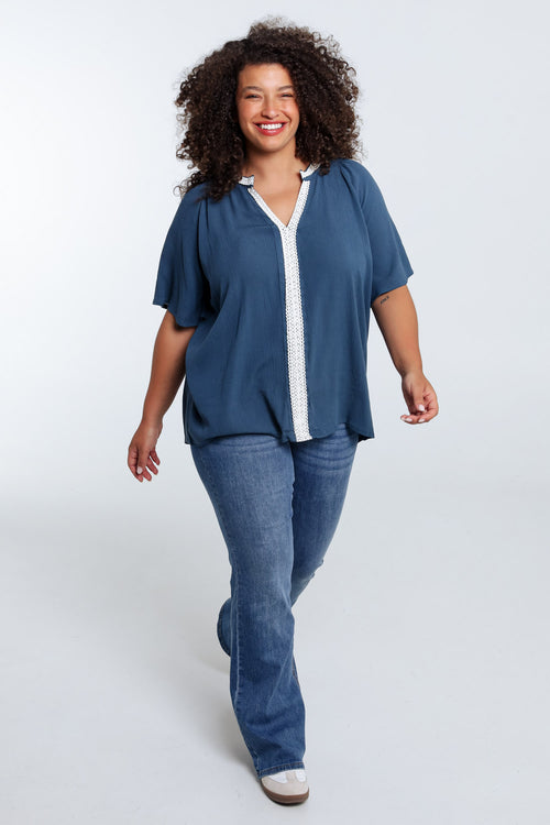 Blouse en viscose unie et macramé-Paprika-9