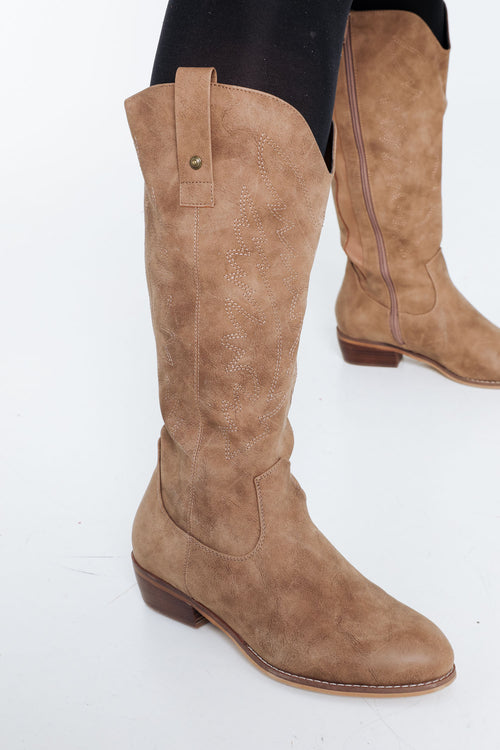 Beige / 38-Paprika-1