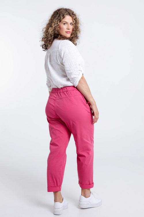 Fushia / 42-Paprika-5