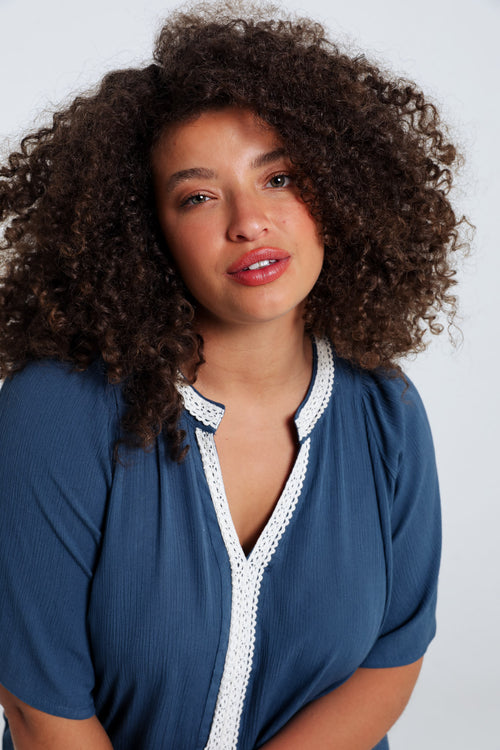 Blouse en viscose unie et macramé-Paprika-4