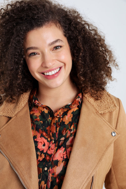 Camel / 46-Paprika-1