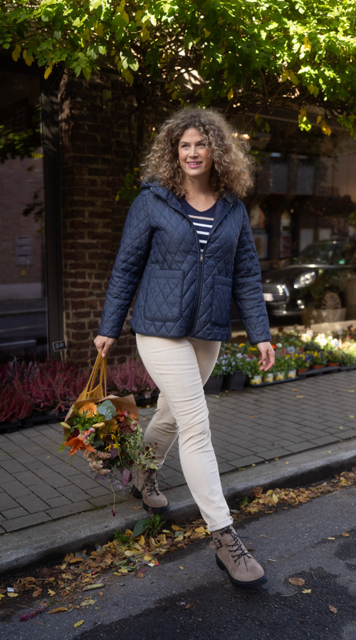 Beige / 38-Paprika-2